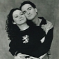 Sara Gilbert Talks About Dating Johnny Galecki, Coming Out – Video