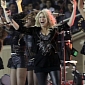Shakira Debuts Baby Bump with FIFA U-17 Performance – Video