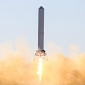 SpaceX's Futuristic Vertical Landing Grasshopper Rocket Makes Record Hop
