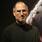 iTunes Chief Accepts Grammy on Steve Jobs' Behalf