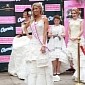 Stunning Toilet Paper Wedding Dress Lands Woman $10,000 (€7,385)