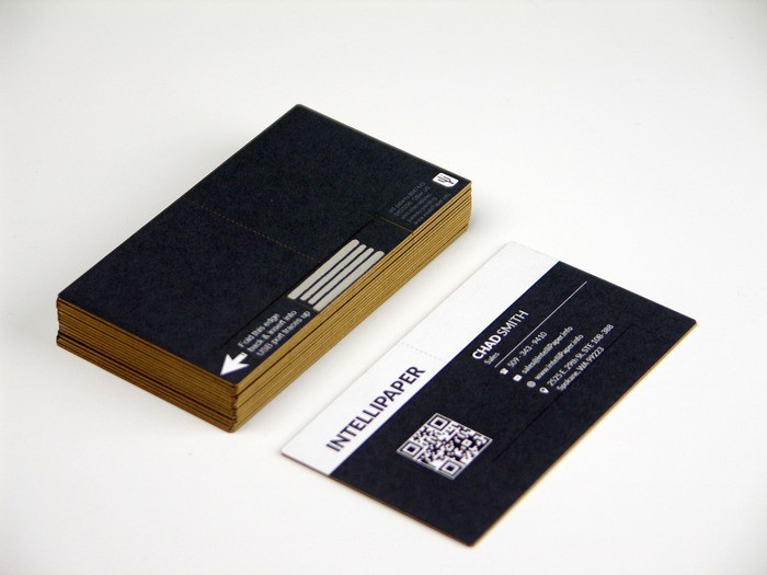 swivelcard-a-business-card-that-folds-into-a-usb-flash-drive-video