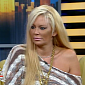 TV Interview with Jenna Jameson Is Cut Short After “Bizarre” Behavior – Video