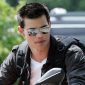 Taylor Lautner Goes on the Run in Brand New ‘Abduction’ Trailer