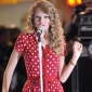 Taylor Swift Dodges Questions About Jake Gyllenhaal on Ellen
