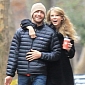Taylor Swift Is Begging Jake Gyllenhaal to Take Her Back