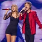 Taylor Swift Performs with the Rolling Stones in Chicago – Video