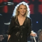 Taylor Swift Wins Entertainer of the Year at the Country Music Awards 2009