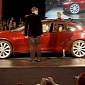 Tesla Offers Sneak Preview of Model S Beta [Video]