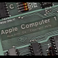 The First-Ever Apple Computer Sells for $671,400 / €518,776