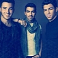 The Jonas Brothers Officially Announce Split