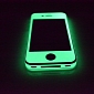The Latest iPhone 5 Issue: Green Glow