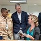 Tim Cook Visits Palo Alto Hospital While Apple Talks to Insurance Companies for HealthKit Partnerships