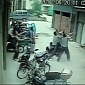 Toddler Falls from 4th Floor in China, Delivery Men Catch Her