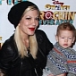 Tori Spelling Breaks Down in Tears Outside Her Home, Possibly Because of Cheating Husband