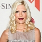 Tori Spelling Thought She’d Inherit More Money from Her Father – Video