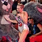 VMAs 2013: Cyndi Lauper Criticizes Miley Cyrus for Promoting Date Rape