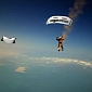 Venezuelan Skydiver Breaks World Record by Landing Smallest Parachute