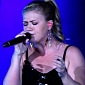 Watch: Kelly Clarkson Covers Britney Spears’ “Everytime”