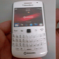 White BlackBerry Curve 9360 Arrives at Rogers on November 15