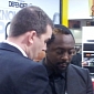 Will.i.am Checked Out Ubuntu Phone at CES 2013