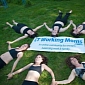 Working Moms Protest Against Celebrities’ Post-Pregnancy Bodies