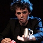 Yann Frisch: Magician's Sleight-of-Hand Trick Goes Viral