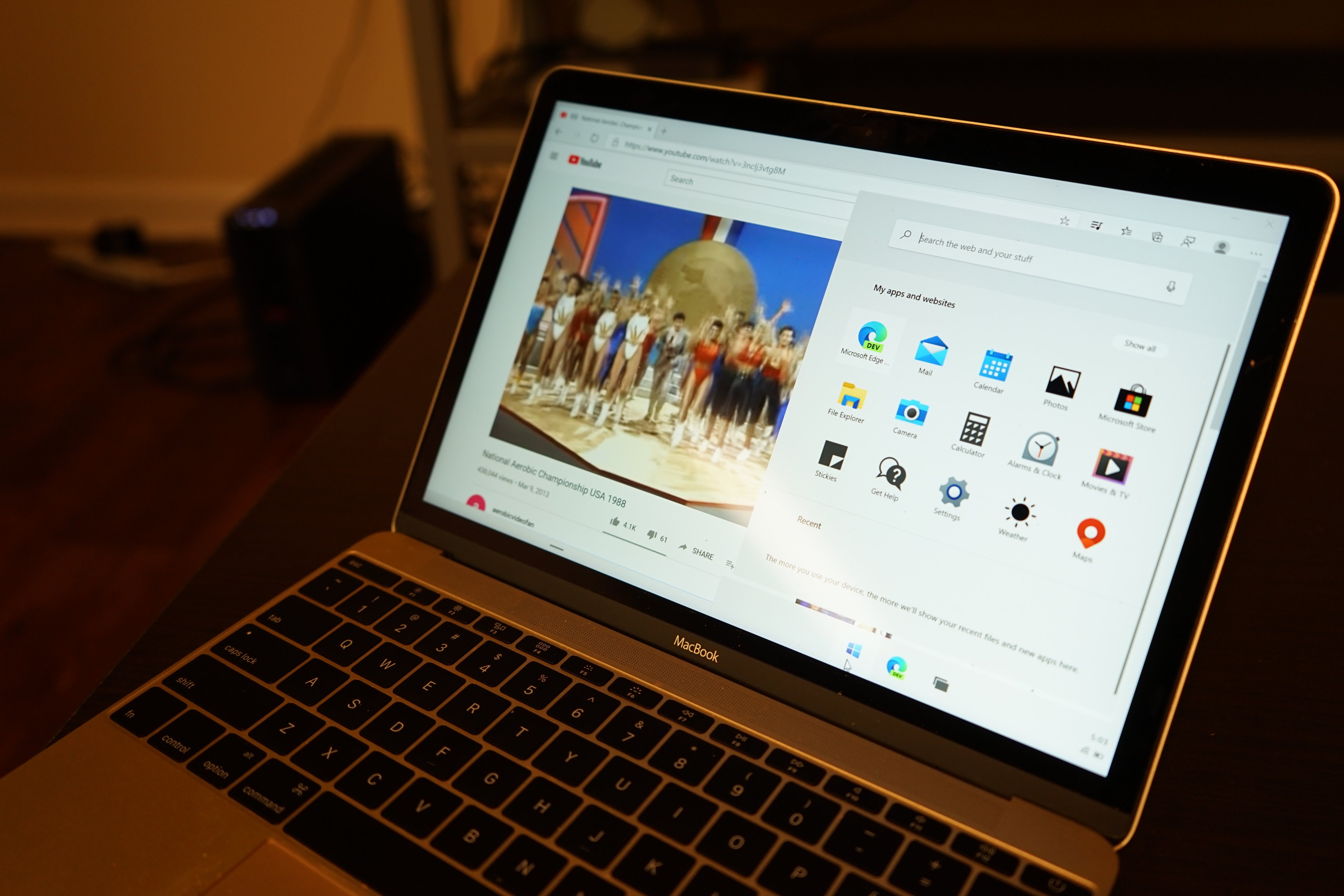 how to download windows 10 on mac
