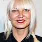 Australian Singer Sia Prevents “The Fappening” by Leaking Nude Photo Herself