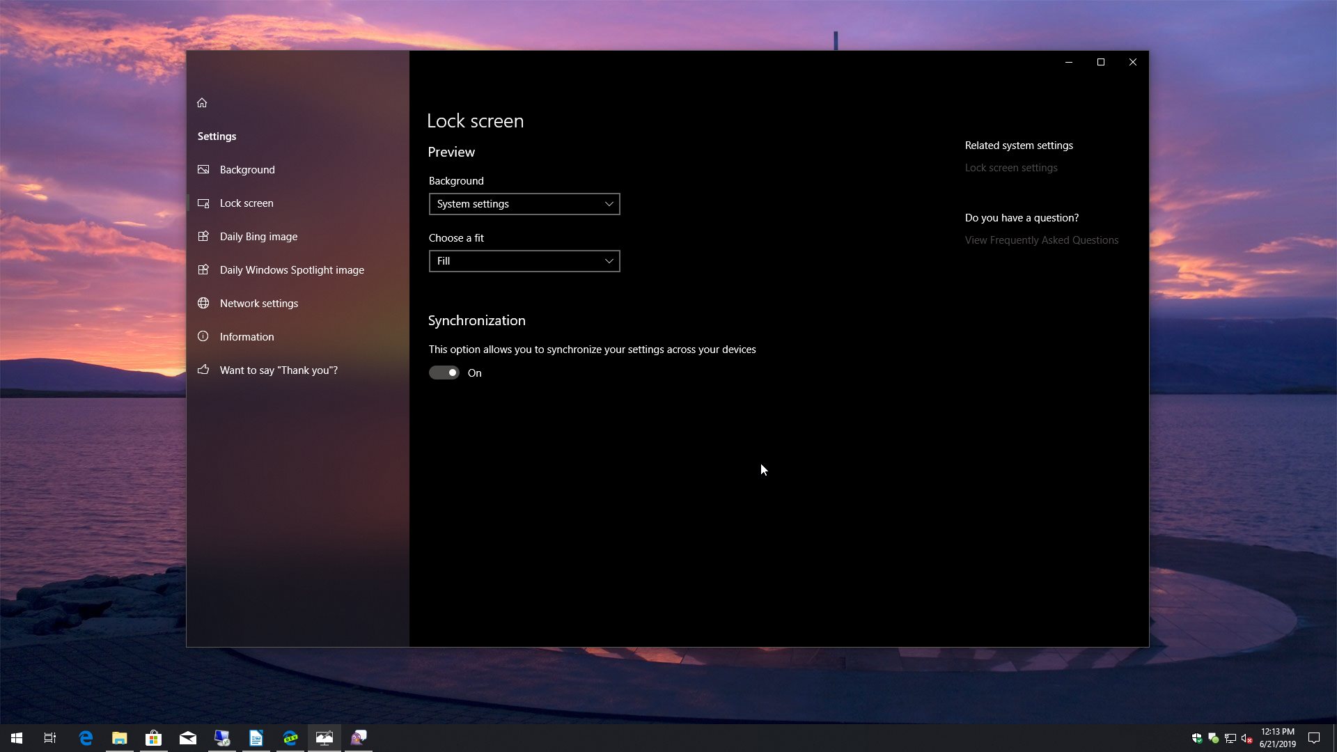 Dynamic Theme For Windows 10 Review