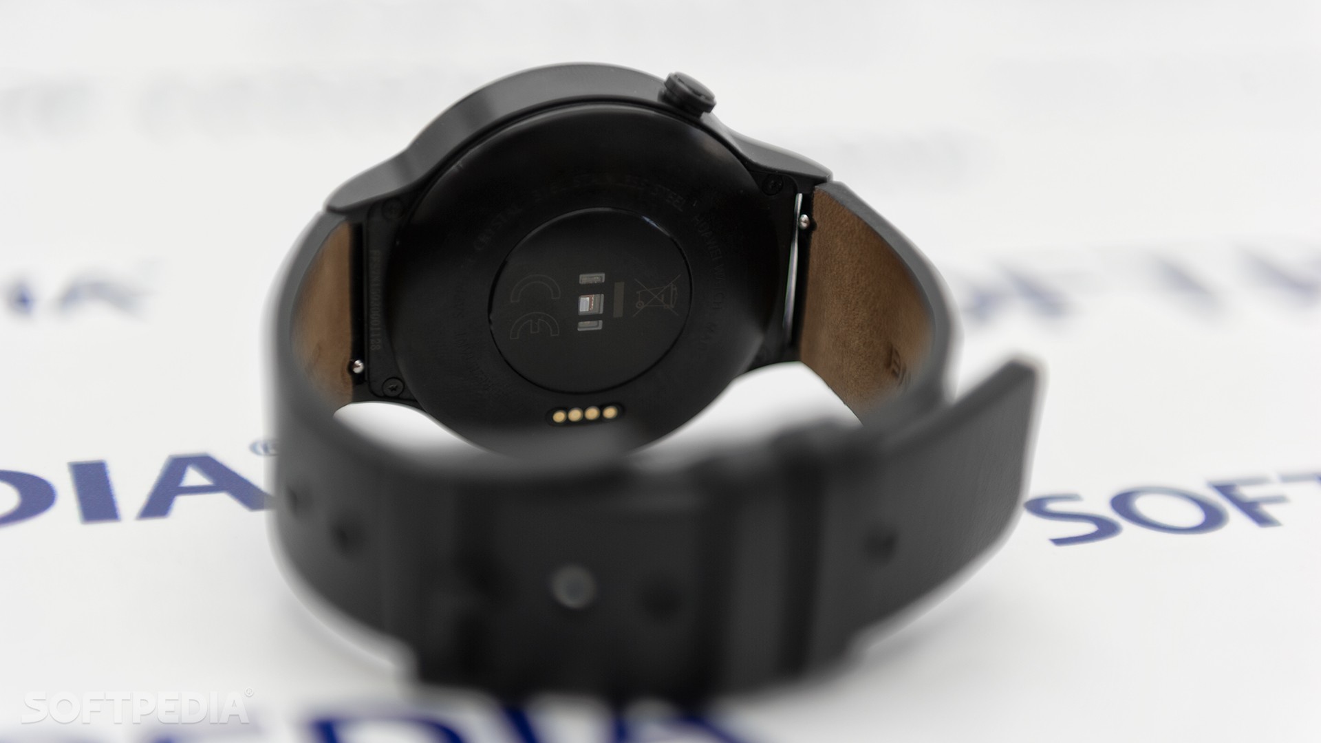 Huawei Watch Review - A Touch of Class