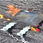 iPad 2 Cries for Its Life as Tablet Gets Dipped in Lava (Video)