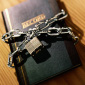 iPad Books Will Be Wrapped in FairPlay DRM