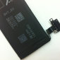 iPhone 5 Battery Nearly Identical to That of iPhone 4, Suggests Similar Design (Unconfirmed)