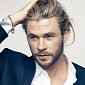 Photo of the Day: Chris Hemsworth’s Thor Workout Is Insanely Adorable