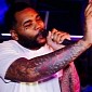 Rapper Kevin Gates Kicks Woman in the Chest for Touching His Pants - Video
