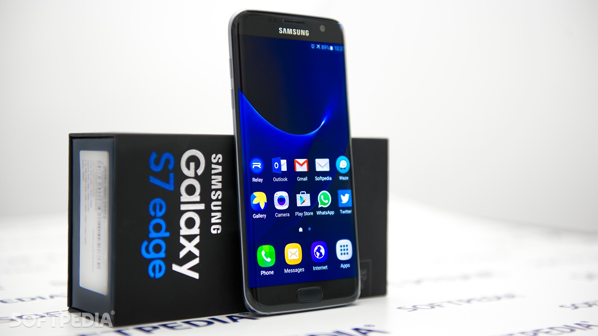 Samsung Galaxy S7 Clone Looks