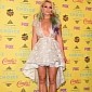 Teen Choice Awards 2015: Britney Spears Leaves Little to the Imagination in Daring Dress - Gallery