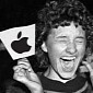 Watch Hundreds of Apple Fanboys Going Wild in Front of an Apple Store