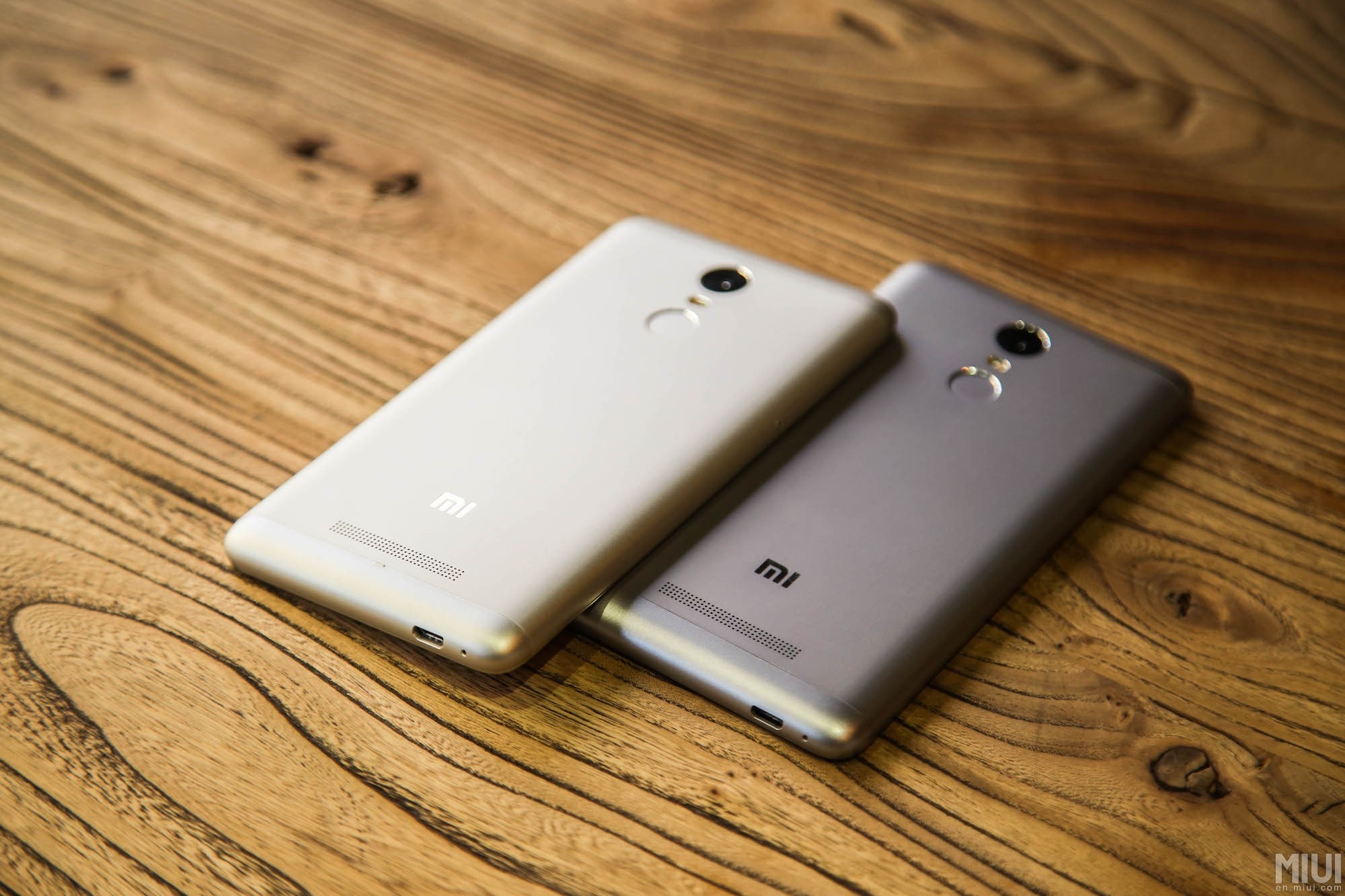 Xiaomi Redmi Note 3 Goes Official with Metal Body, Fingerprint Sensor ...