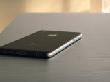 iPhone 8 concept: resting on a table