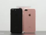 Apple's iPhone 7 Plus in black and Rose Gold