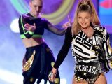 Fergie performs new single at the AMAs 2014, is officially back