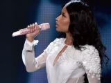 Nicki Minaj performs “Bed of Lies” at the American Music Awards 2014