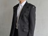 Aposematic Jacket hopes to scare off attackers