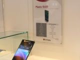 LG dual-edged display phone prototype