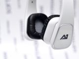 Almaz headphones have supra-aural ear cups
