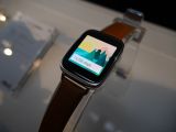 ASUS ZenWatch with display on