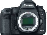 Canon EOS 5D Mark III Front View