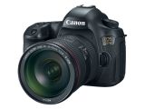 Canon EOS 5DS with lens